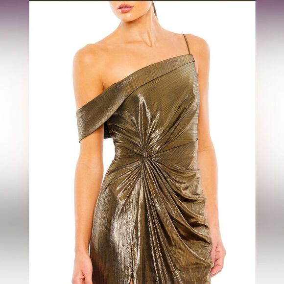 NWT Ieena for Mac Duggal 26728 Asymmetrical Neckline Metallic Dress Size 8 - Picture 3 of 3